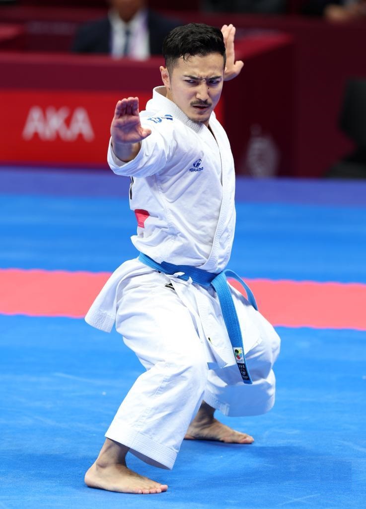 包含武术选手实力战胜对手，一鸣惊人！的词条