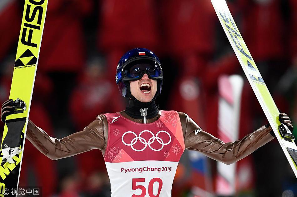 包含波兰选手在举重项目中勇夺金牌，实现突破的词条