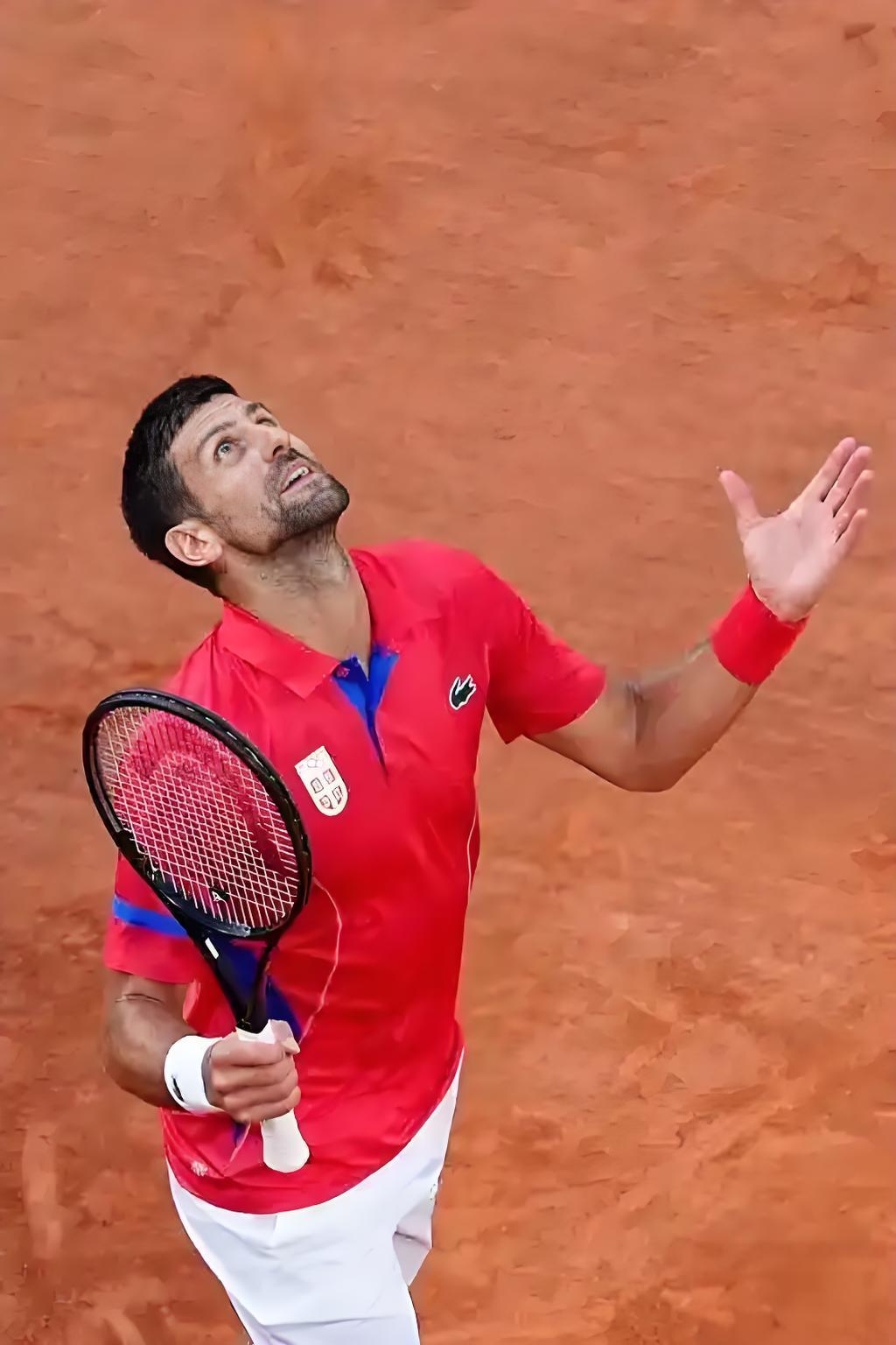 关于年终总决赛险胜拉沃尔杯，德约科维奇惊艳四座的信息